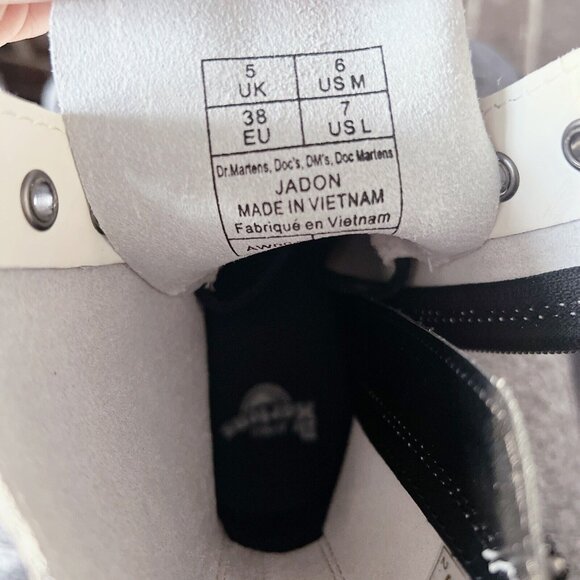 Dr. Martens Jadon 8-Eye Platform Combat Boot White Leather Womens US 7 - Picture 12 of 12